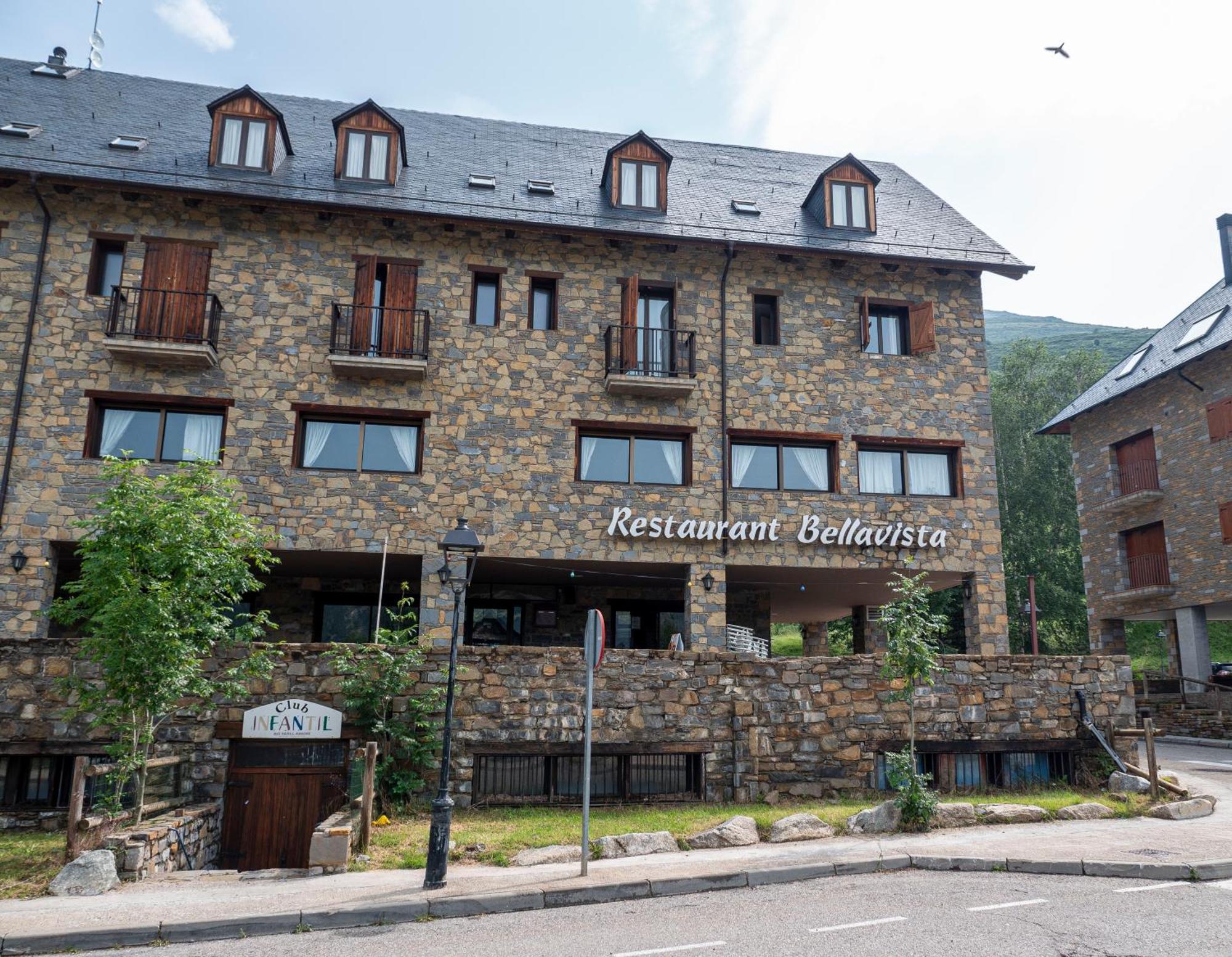 Hotel Romanic Taull Bagian luar foto