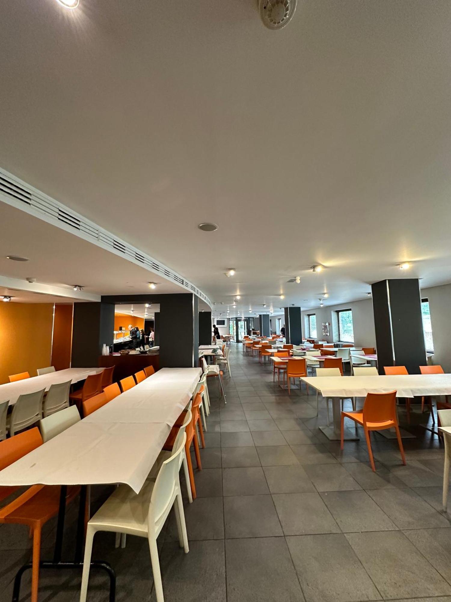 Hotel Romanic Taull Bagian luar foto