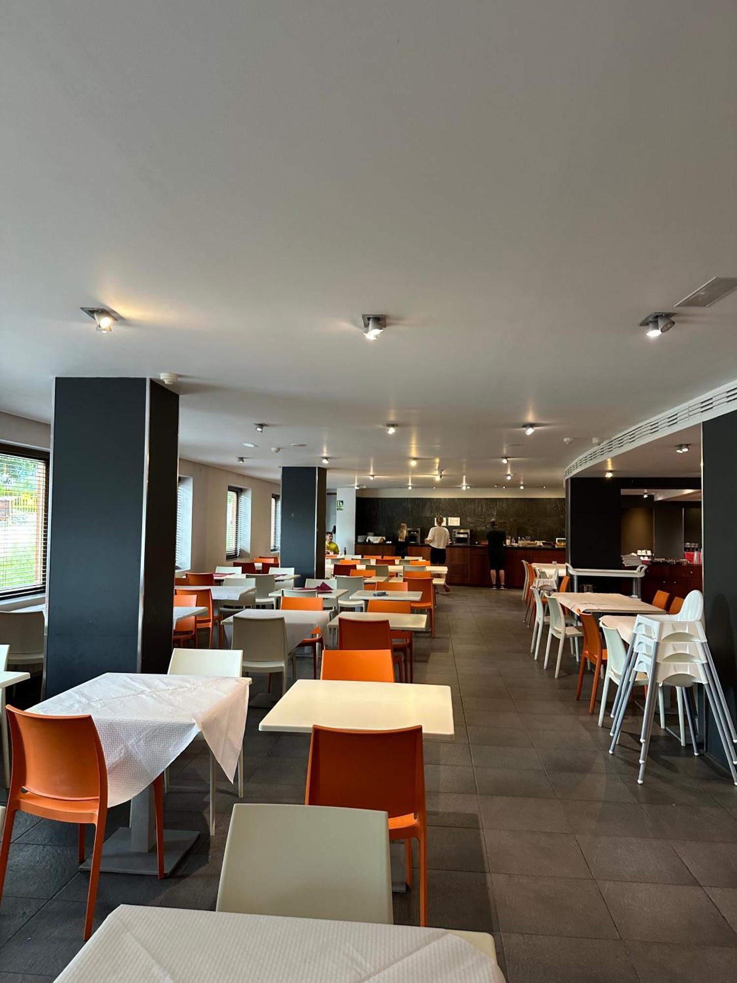 Hotel Romanic Taull Bagian luar foto